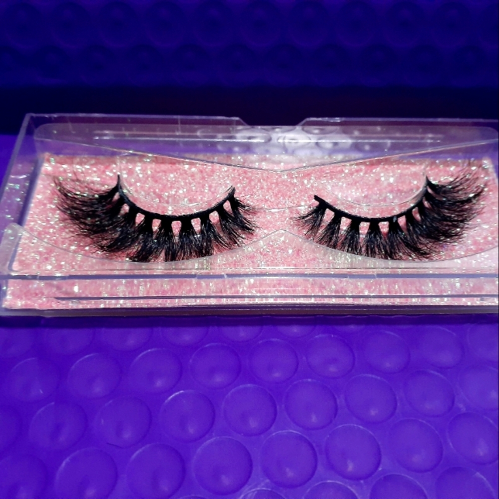 Lashes